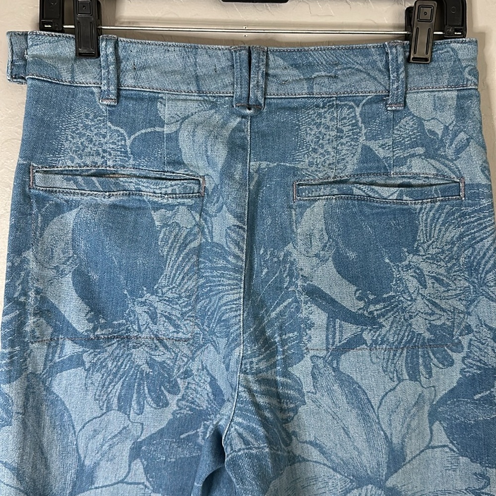 Anthropologie Pilcro The Skipper Side-Zip Cropped Floral Jeans - Picture 7 of 9
